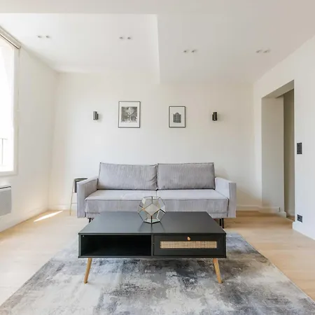 Apartment Lovely 1bdr Sentier Grands Blv *